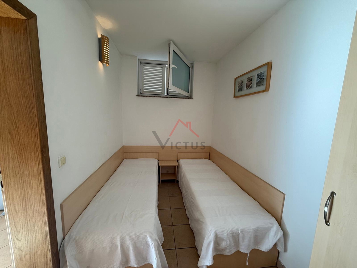 CRIKVENICA - Stan v pritličju blizu centra, 37 m2