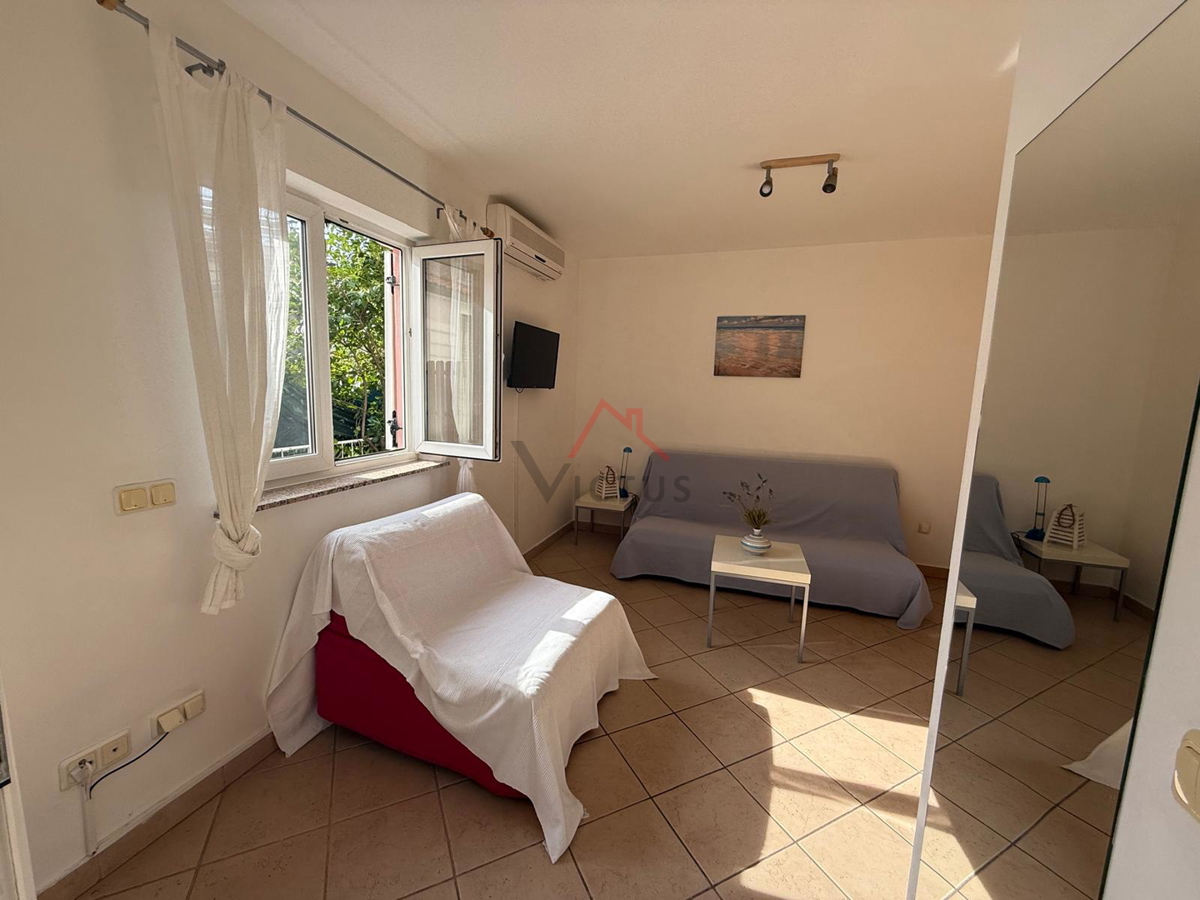 CRIKVENICA - Stan v pritličju blizu centra, 37 m2