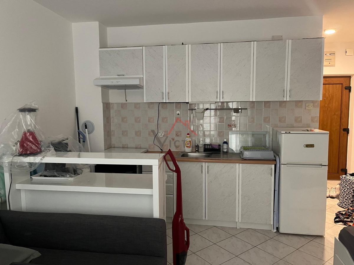 DRAMALJ - Garsonjera z razgledom na morje in parkirnim mestom, 34 m2