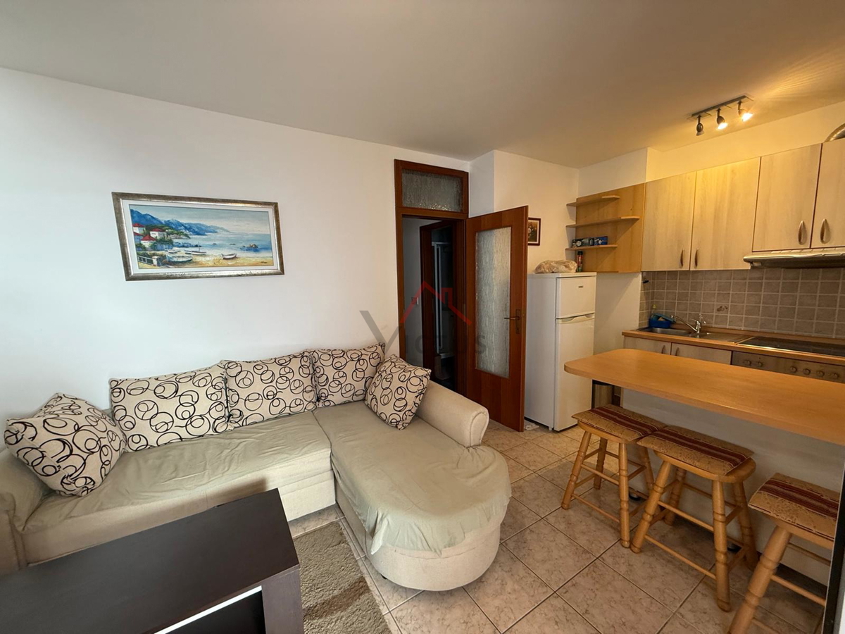 CRIKVENICA - 1S+DB, stanovanje 250 m od morja, 49 m2