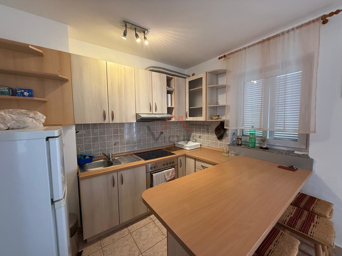 CRIKVENICA - 1S+DB, stanovanje 250 m od morja, 49 m2