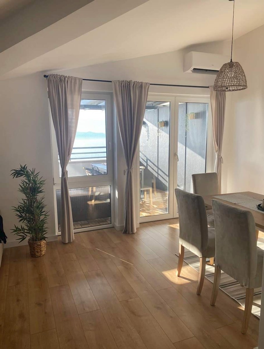 OPATIJA, prodamo stanovanje 154 m2