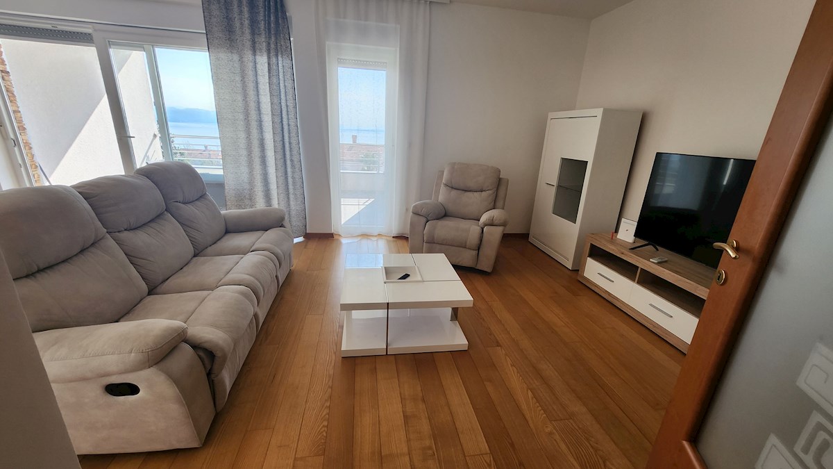 Prodamo apartma 115m²-Ičići