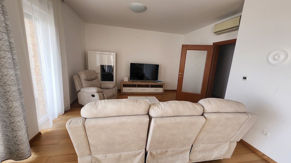 Prodamo apartma 115m²-Ičići