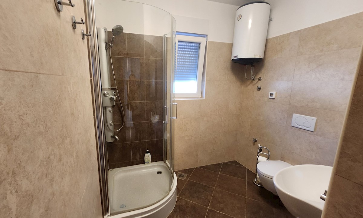 Prodamo apartma 110m²-Ičići