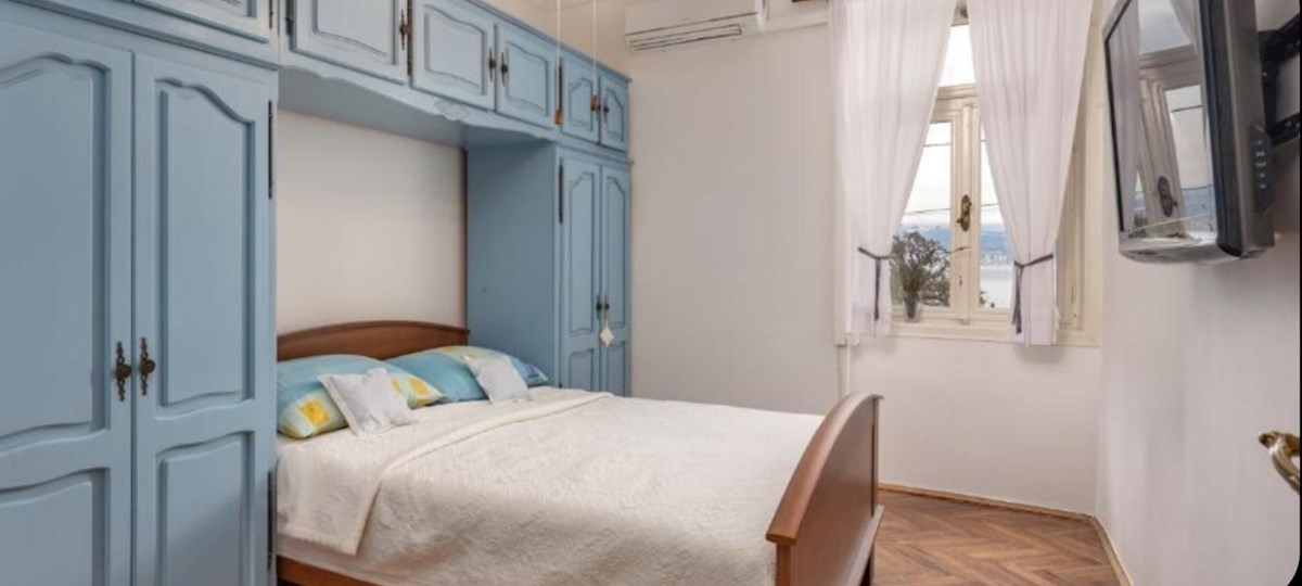 HOJA DO MORJA PRIBLIŽNO 250M, APARTMA + VRTNA HIŠA