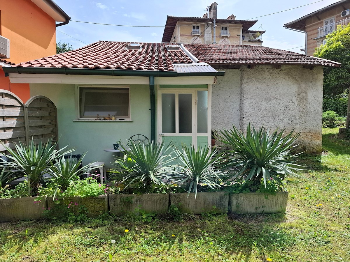 HOJA DO MORJA PRIBLIŽNO 250M, APARTMA + VRTNA HIŠA