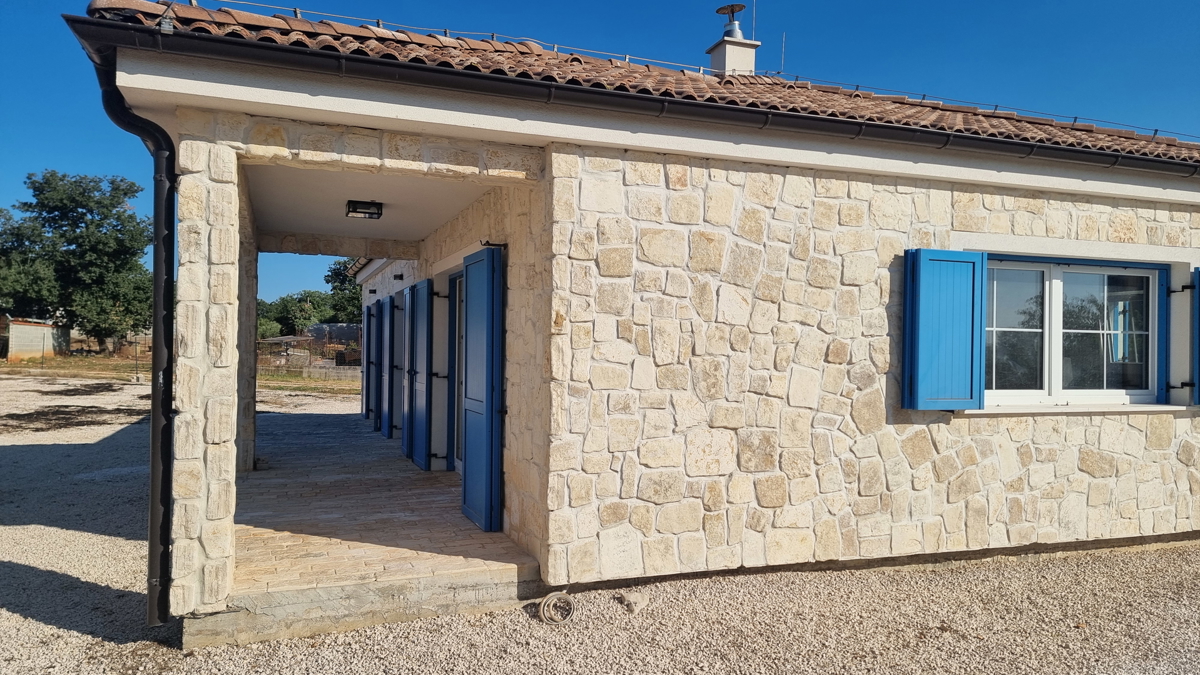 Ninski stanovanja, dalmatinska, kamnita hiša (107 m2), NOVOGRADNJA