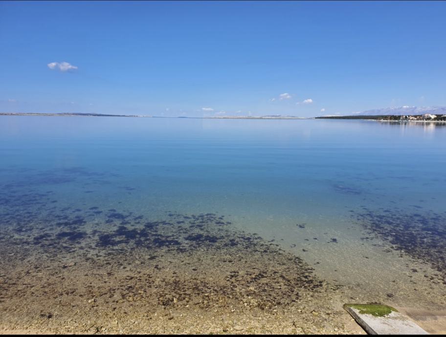 Vrsi Žukve, hiša (194 m2) z garažo, za adaptacijo + dokončan projekt, 30 metrov od plaže