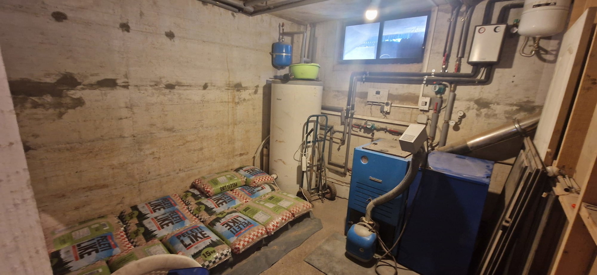 Sukošan, apartmajska hiša (915 m2) z 11 apartmaji