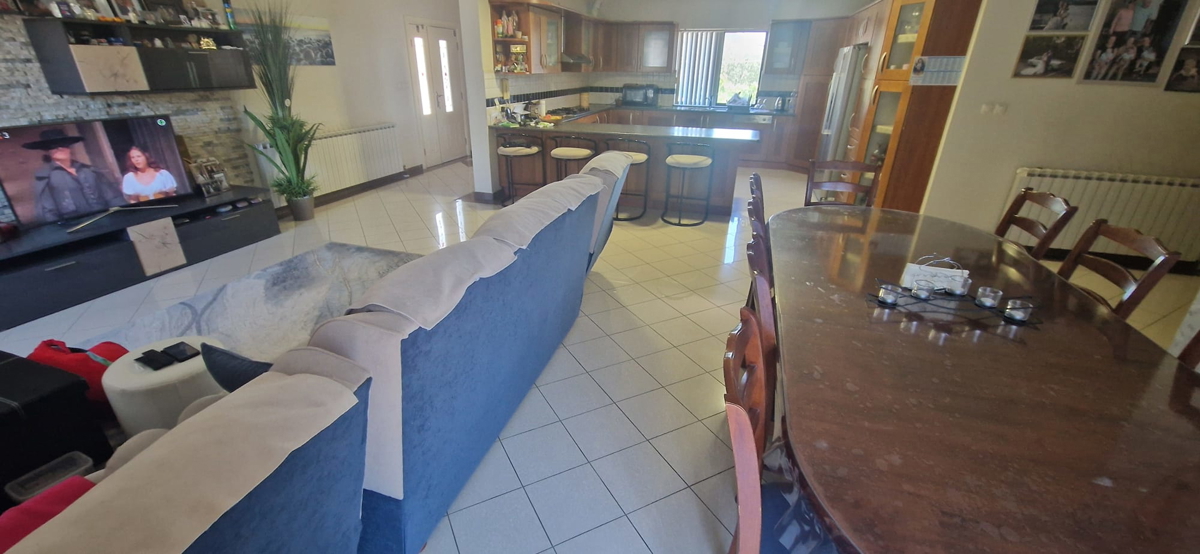 Sukošan, apartmajska hiša (915 m2) z 11 apartmaji