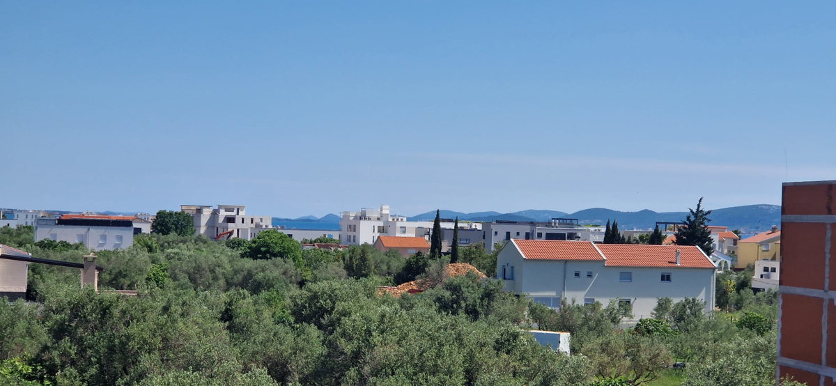Sukošan, apartmajska hiša (915 m2) z 11 apartmaji