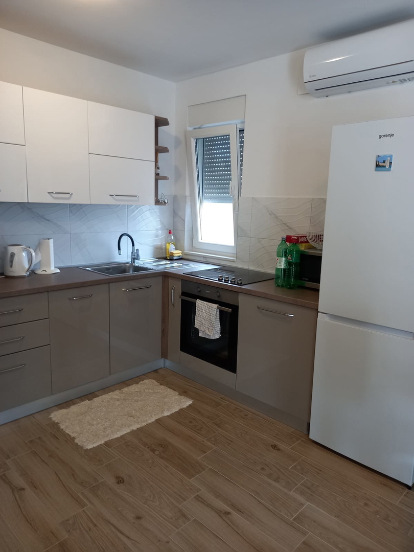 Vir, nova dvostanovanjska hiša (188 m2), 300 metrov do plaže