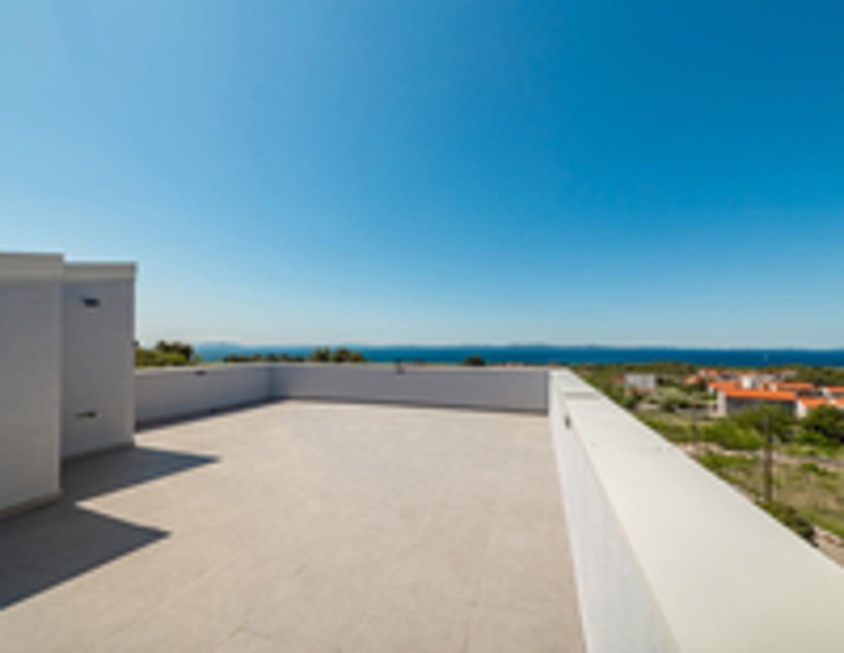 Vir - luksuzna vila (143 m2) z bazenom, RAZGLED! NOVOGRADNJA!