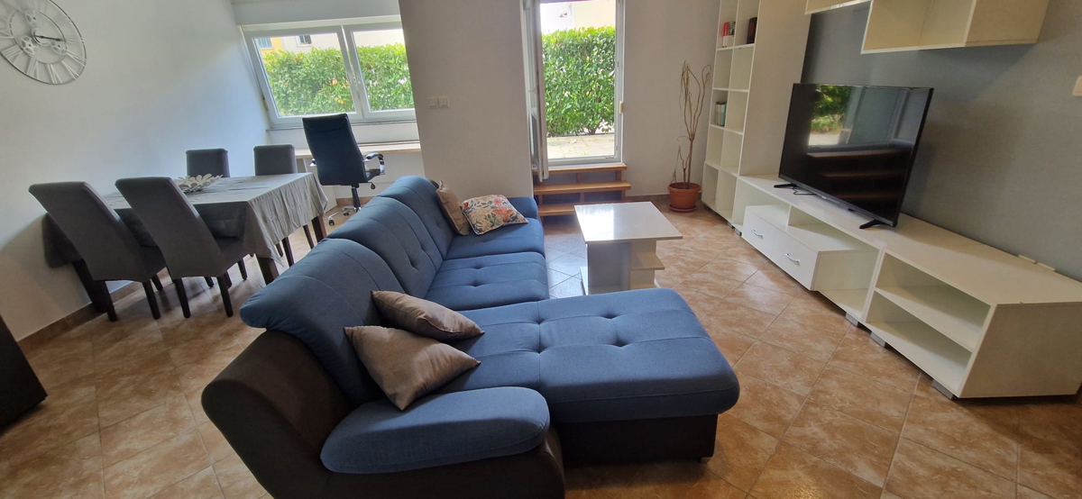 Zadar, Diklovac, sončno stanovanje z vrtno teraso (77,50 m2)