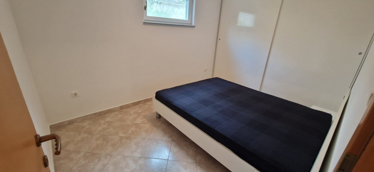 Zadar, Diklovac, sončno stanovanje z vrtno teraso (77,50 m2)