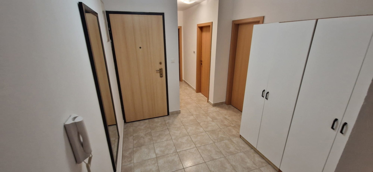 Zadar, Diklovac, sončno stanovanje z vrtno teraso (77,50 m2)