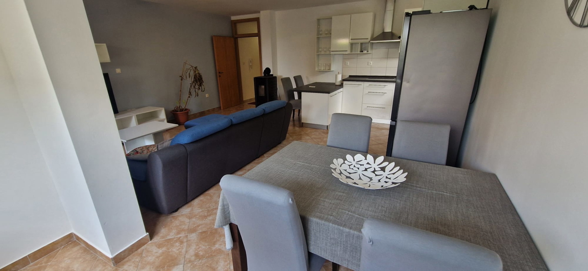 Zadar, Diklovac, sončno stanovanje z vrtno teraso (77,50 m2)