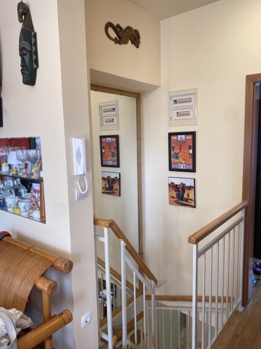 Petrčane, dvonadstropno stanovanje (119,94 m2) s čudovitim vrtom