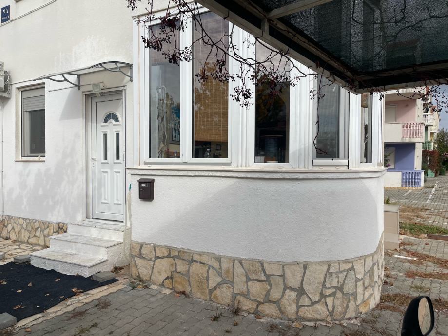 Petrčane, dvonadstropno stanovanje (119,94 m2) s čudovitim vrtom