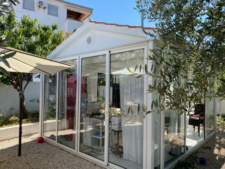 Petrčane, dvonadstropno stanovanje (119,94 m2) s čudovitim vrtom