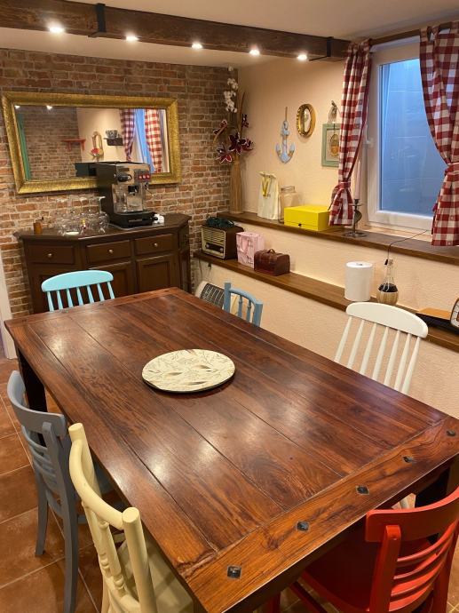 Petrčane, dvonadstropno stanovanje (119,94 m2) s čudovitim vrtom