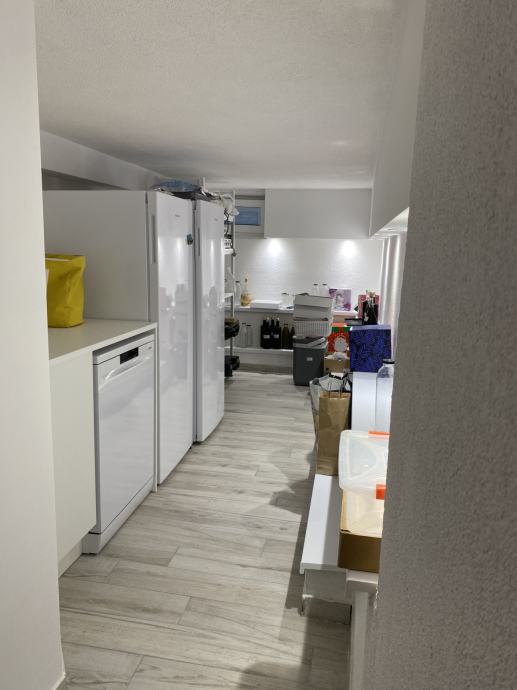 Petrčane, dvonadstropno stanovanje (119,94 m2) s čudovitim vrtom