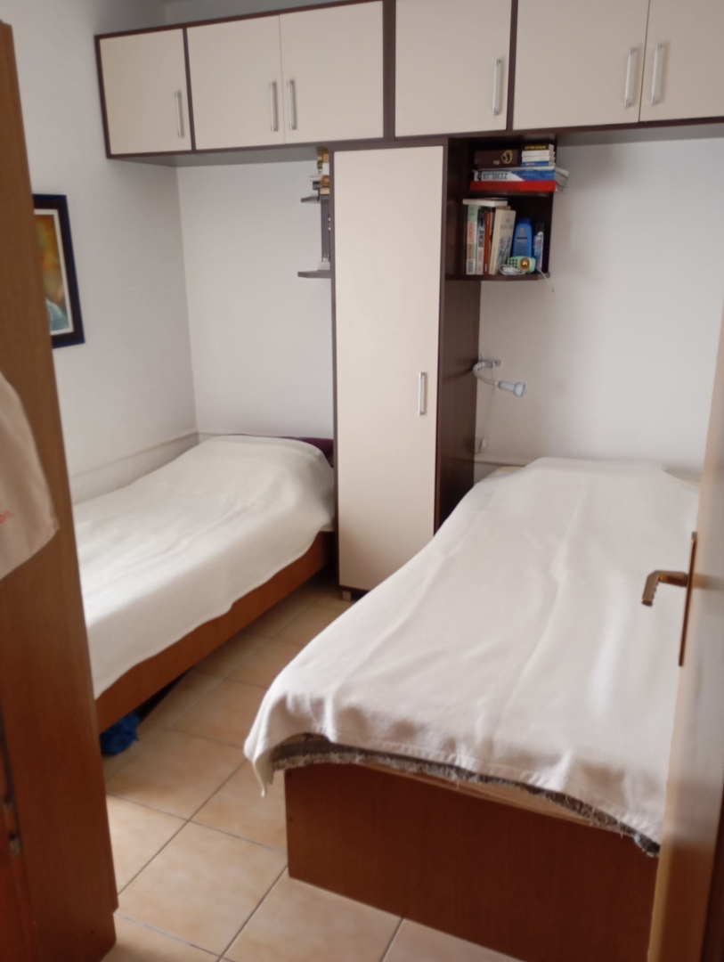 Vir, pritlična hiša v nizu (50,20 m2), 30 metrov do plaže, PRILOŽNOST!