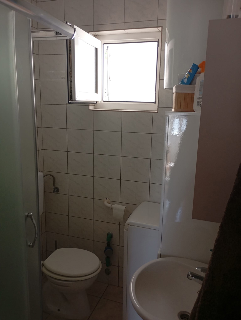 Vir, pritlična hiša v nizu (50,20 m2), 30 metrov do plaže, PRILOŽNOST!