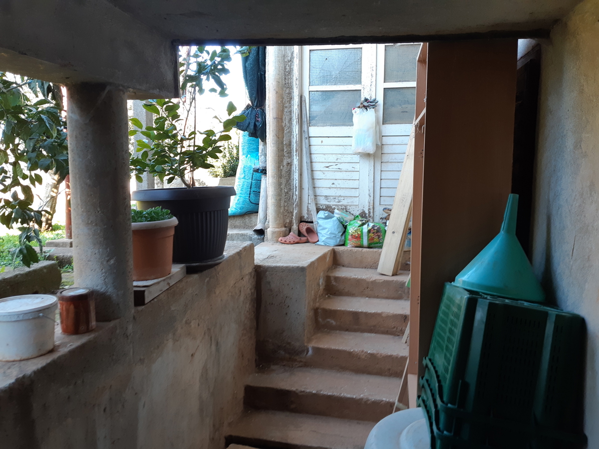 Zadar, Višnjik, odlična hiša (269 m2) na vrhunski lokaciji z veliko zemljišča