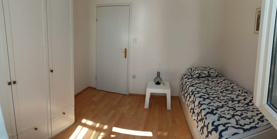 Vir, čudovita, moderna hiša s 4 apartmaji (230 m2), odlična lega