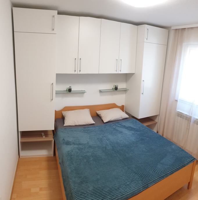 Vir, čudovita, moderna hiša s 4 apartmaji (230 m2), odlična lega