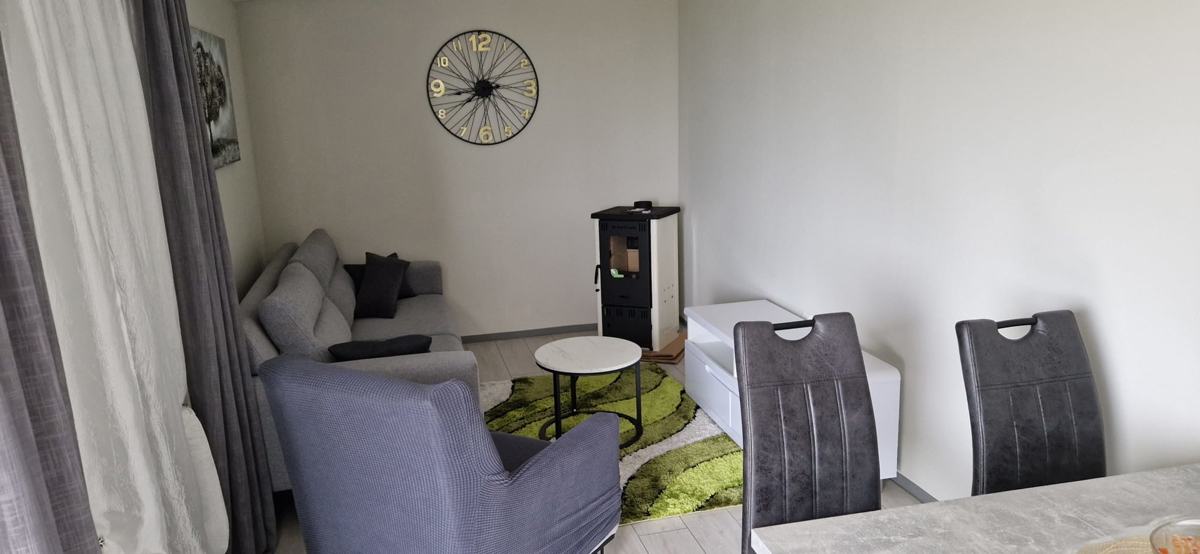 Zadar - kmetijsko zemljišče (400 m2) z mobilno hišo