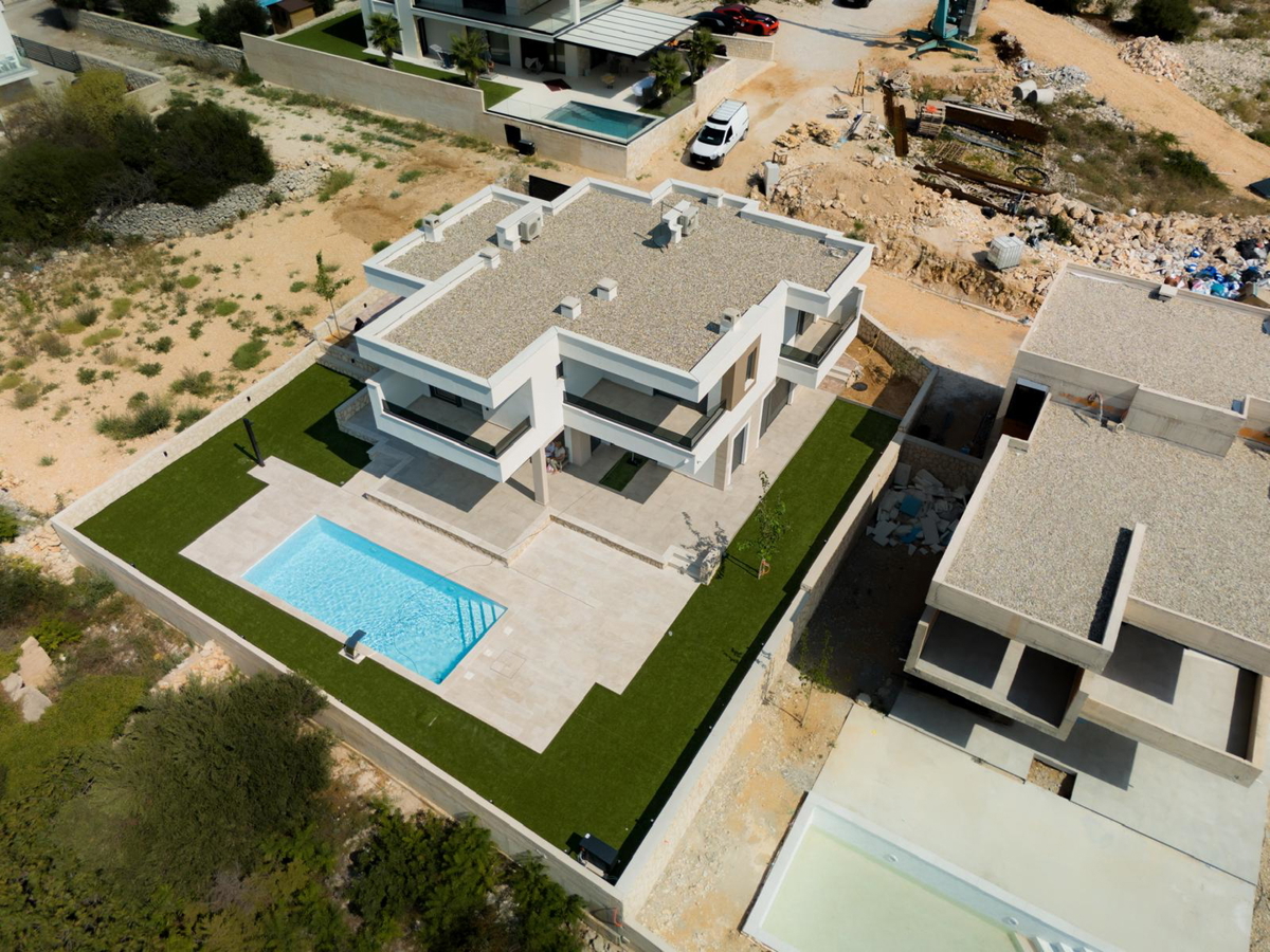 Novalja, Škuncini stani, moderna vila (238 m2) s bazenom in panoramskim pogledom na morje, NOVOGRADNJA