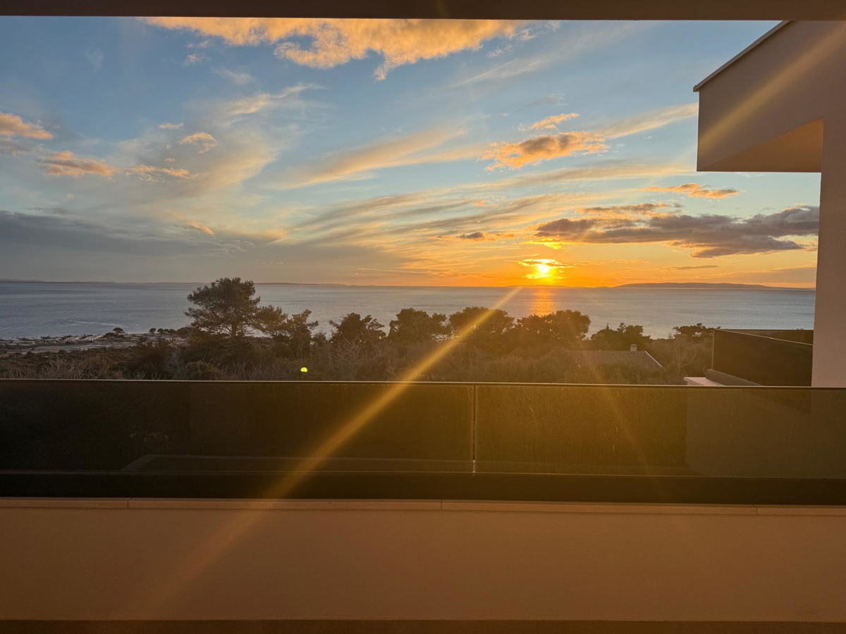 Novalja, Škuncini stani, moderna vila (238 m2) s bazenom in panoramskim pogledom na morje, NOVOGRADNJA