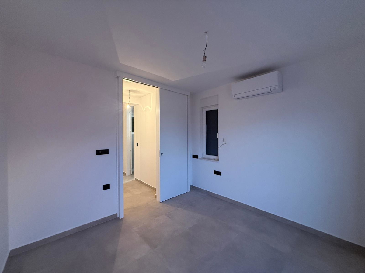 Novalja, Škuncini stani, moderna vila (238 m2) s bazenom in panoramskim pogledom na morje, NOVOGRADNJA