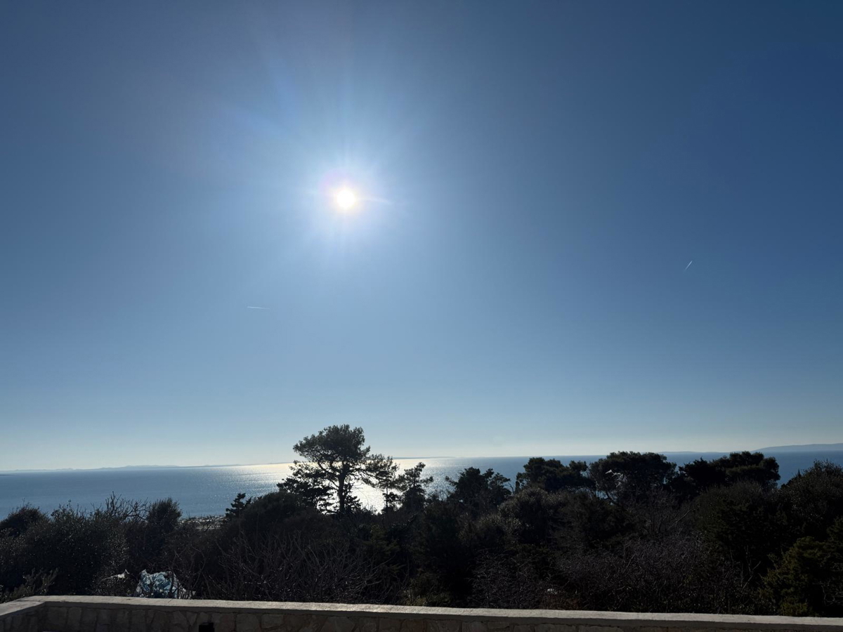 Novalja, Škuncini stani, moderna vila (238 m2) v gradnji z bazenom in panoramskim pogledom na morje