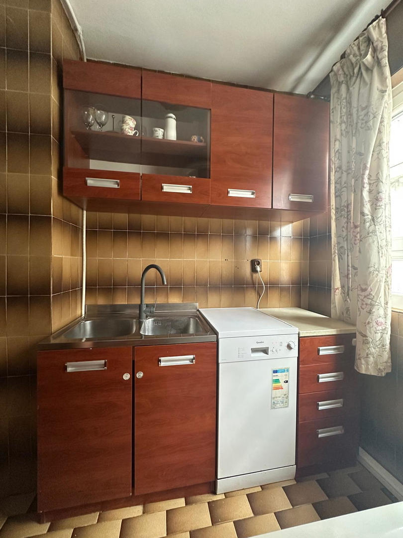 Zadar, Brodarica, štiri-prostorsko stanovanje (104,25 m2) na vrhunski lokaciji