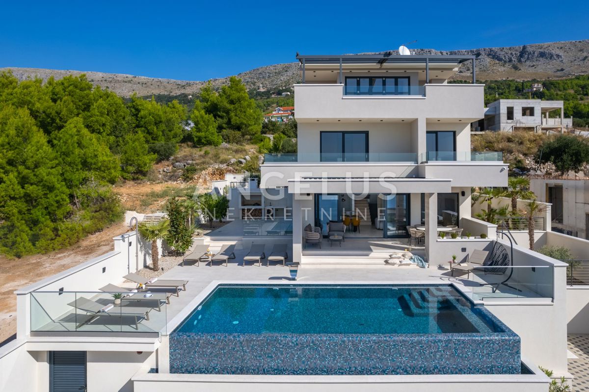 Split, Podstrana - Luksuzna vila