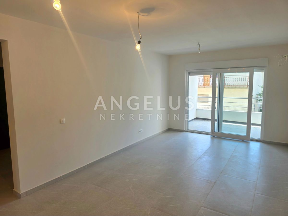 Hrvaška, Seget Donji, Trogir - dvosobno stanovanje v NOVOGRADNJI blizu morja, 75 m2, NAPRODAJ