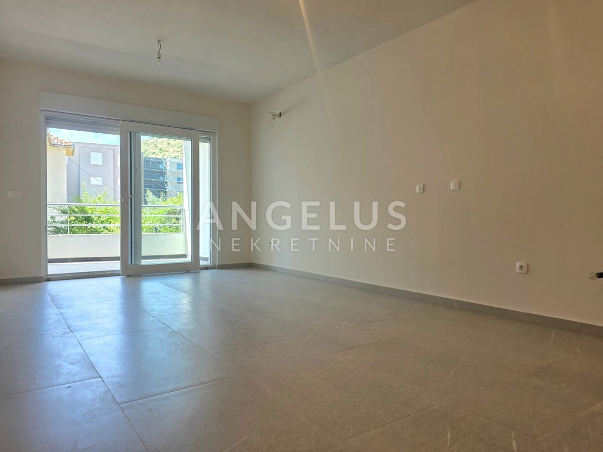 Hrvaška, Seget Donji, Trogir - dvosobno stanovanje v NOVOGRADNJI blizu morja, 75 m2, NAPRODAJ