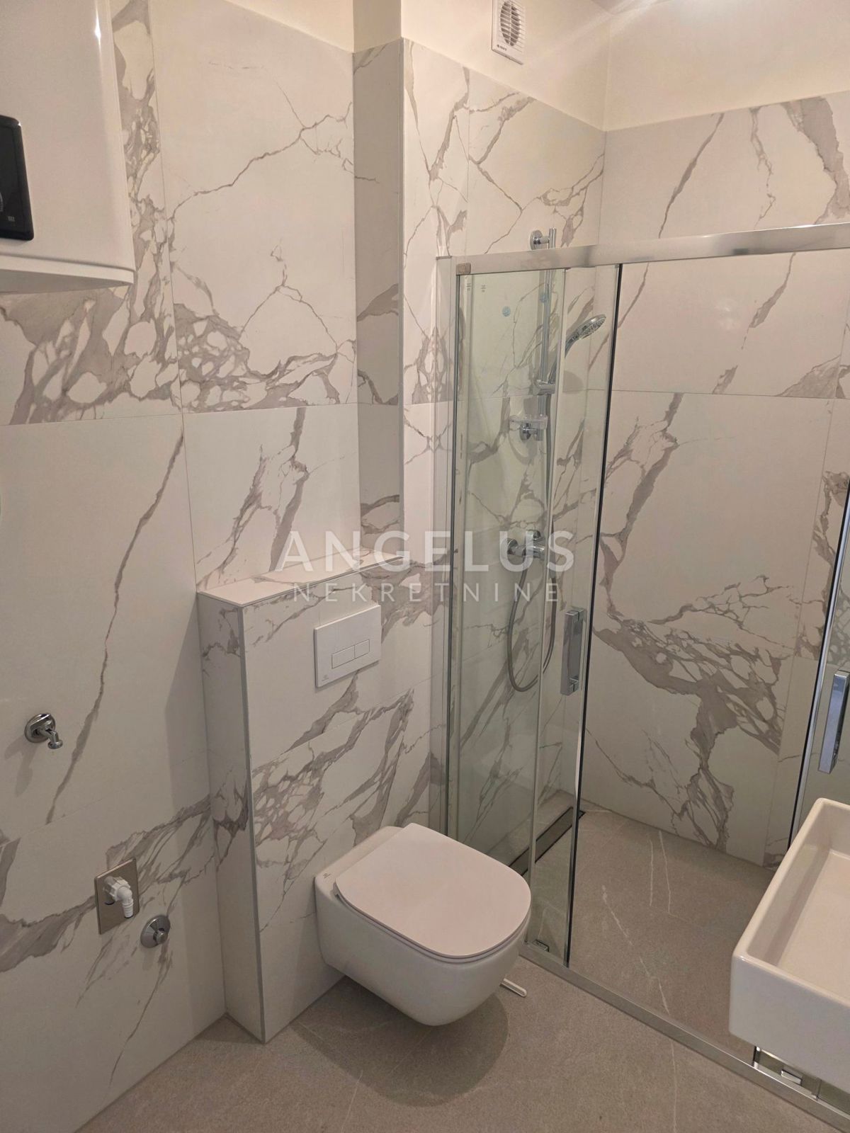 Hrvaška, Seget Donji, Trogir - dvosobno stanovanje v NOVOGRADNJI blizu morja, 75 m2, NAPRODAJ