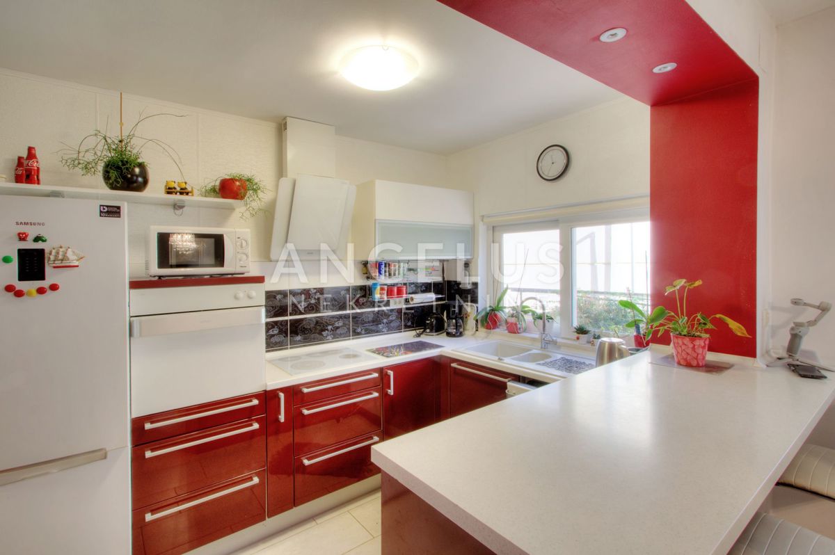 Hrvaška, Dubrovnik, Lapad – Dvosobno stanovanje velikosti 60 m2 z veliko garažo in vrtom