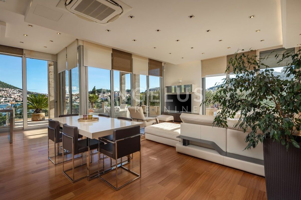 Hrvaška, Dubrovnik, Lapad – moderno penthouse 240m2 z bazenom