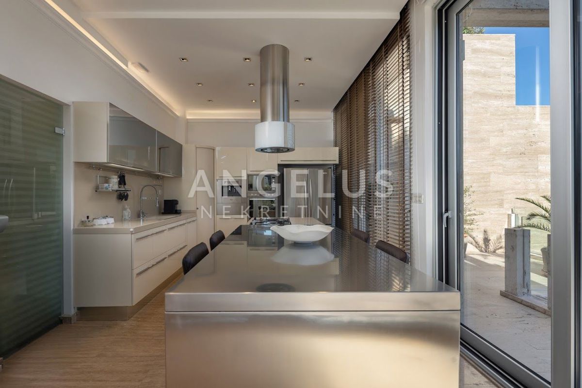 Hrvaška, Dubrovnik, Lapad – moderno penthouse 240m2 z bazenom