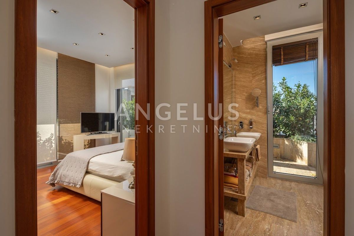 Hrvaška, Dubrovnik, Lapad – moderno penthouse 240m2 z bazenom