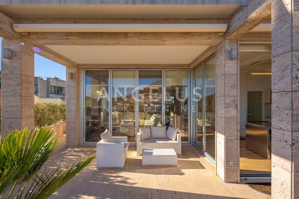 Hrvaška, Dubrovnik, Lapad – moderno penthouse 240m2 z bazenom