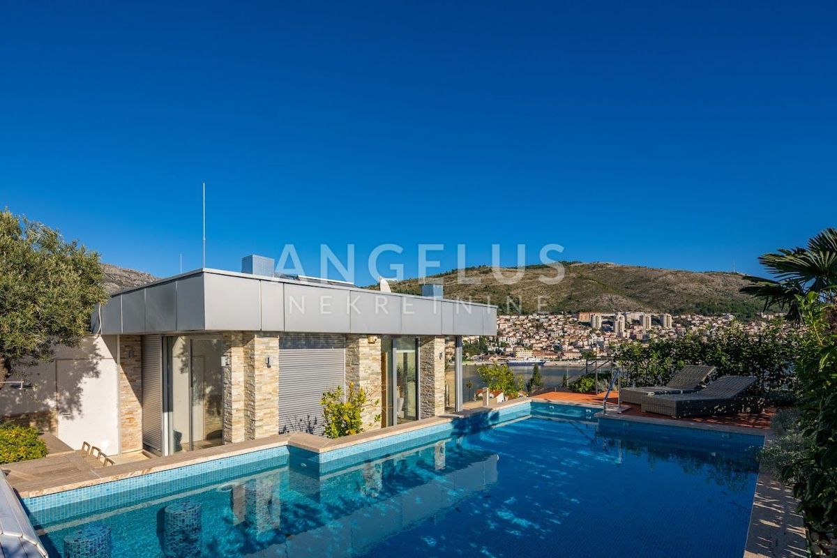 Hrvaška, Dubrovnik, Lapad – moderno penthouse 240m2 z bazenom