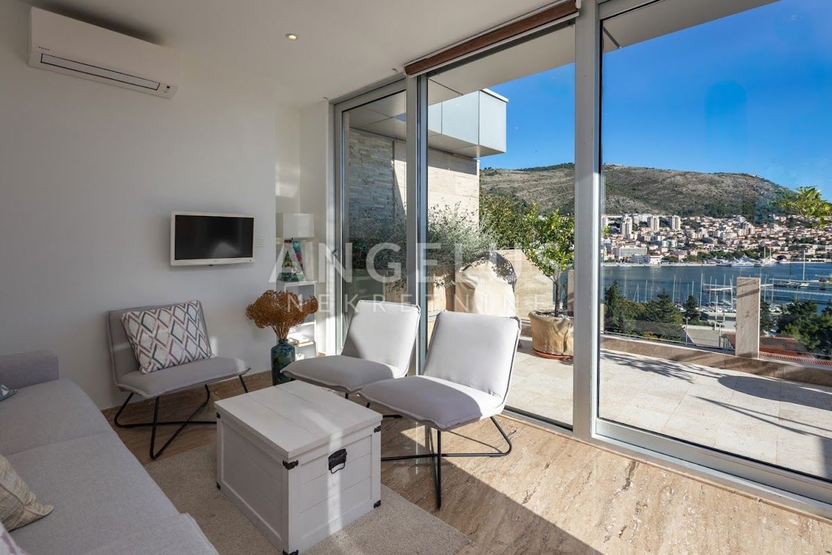 Hrvaška, Dubrovnik, Lapad – moderno penthouse 240m2 z bazenom