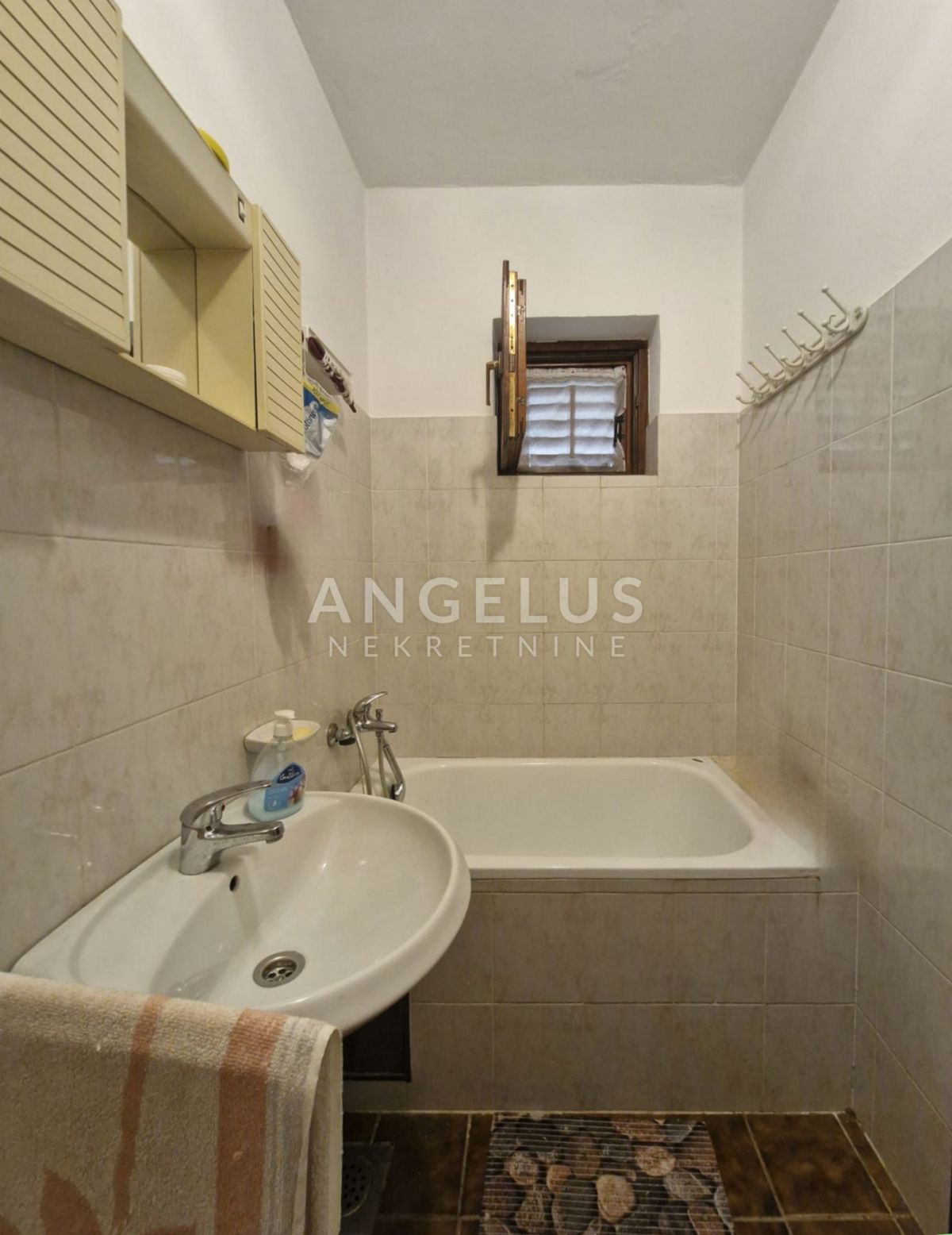 Hrvaška, Dubrovnik, Zvekovica – stanovanje s parkirnim mestom 69 m2 - PRODAJA